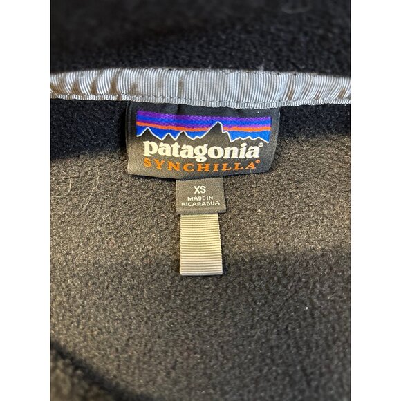 Patagonia Synchilla Black Snap Fleece Pull over (XS) - Picture 4 of 7